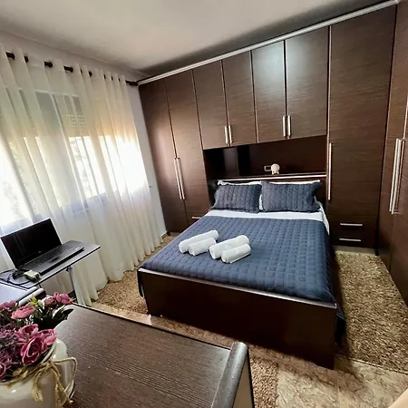 Tirana Center Tourist Apartment Exterior photo